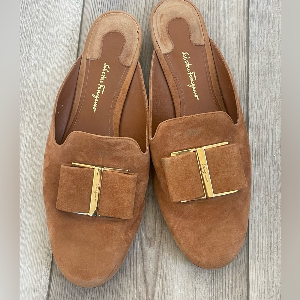 Salvatore Ferragamo Sciacca Velvet Mules